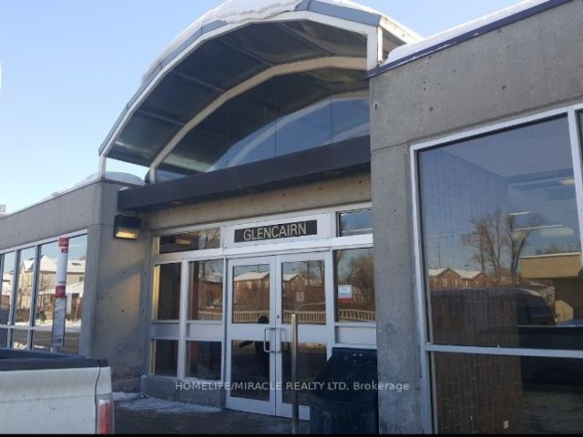 621 - 556 Marlee Ave