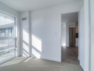 517 - 160 Flemington Rd