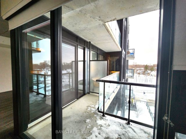 401 - 7 Smith Cres