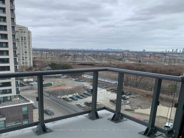 1502 - 50 Thomas Riley Rd