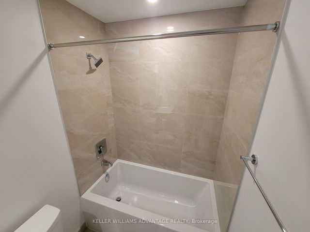 2515 - 1926 Lake Shore Blvd W