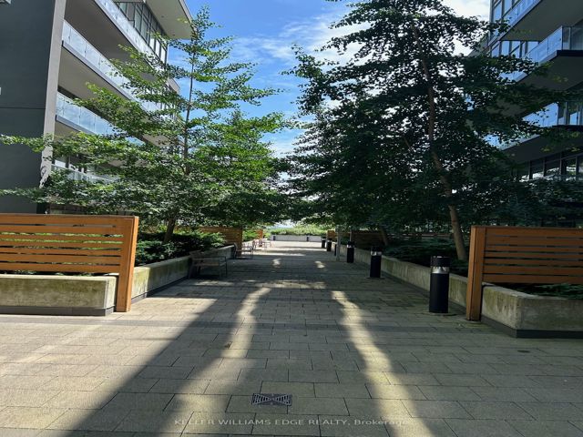 1023 - 15 James Findlay Way