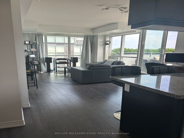 1023 - 15 James Findlay Way
