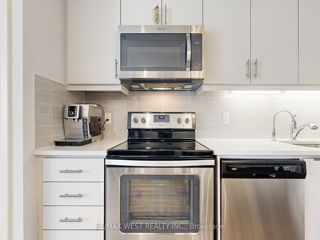 905 - 17 Zorra St