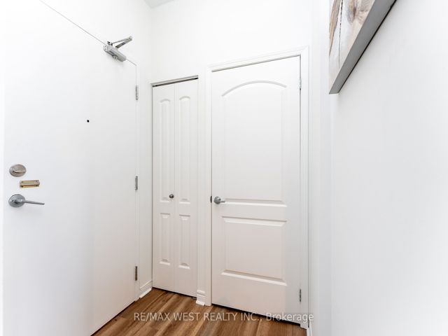 606 - 1600 Keele St