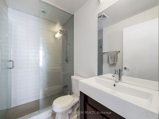 1503 - 840 Queens Plate Dr