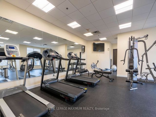 1503 - 840 Queens Plate Dr