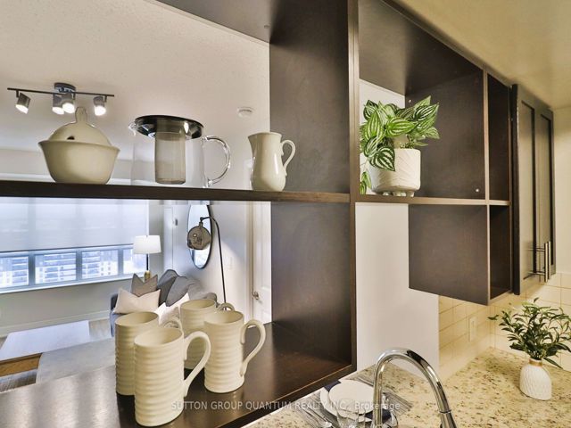 1807 - 6 Eva Rd