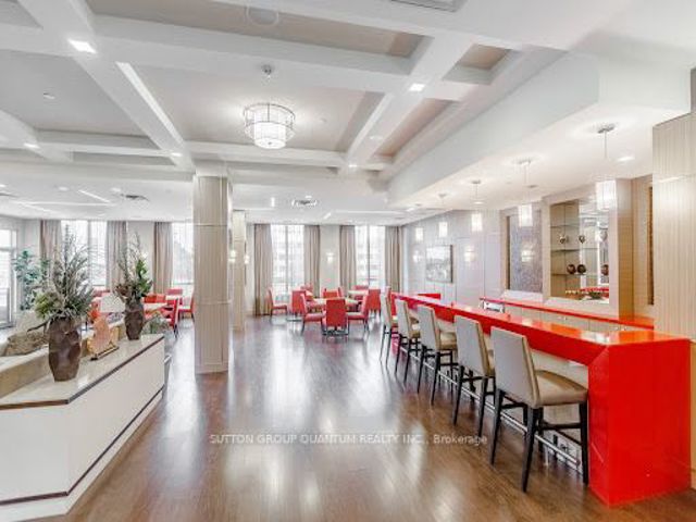 1807 - 6 Eva Rd