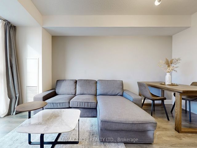 2505 - 9 Valhalla Inn Rd