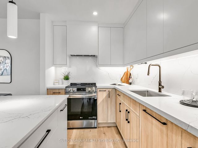 2012 - 250 Scarlett Rd
