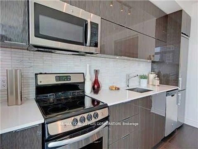 327 - 80 Marine Parade Dr
