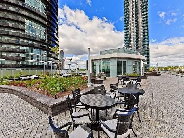 327 - 80 Marine Parade Dr