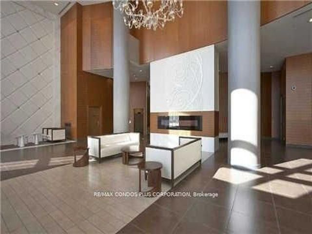 327 - 80 Marine Parade Dr