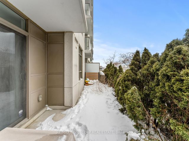 113 - 812 Lansdowne Ave