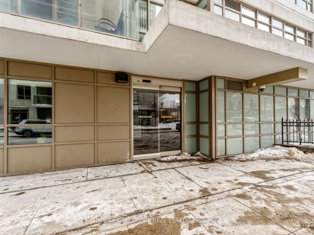 113 - 812 Lansdowne Ave