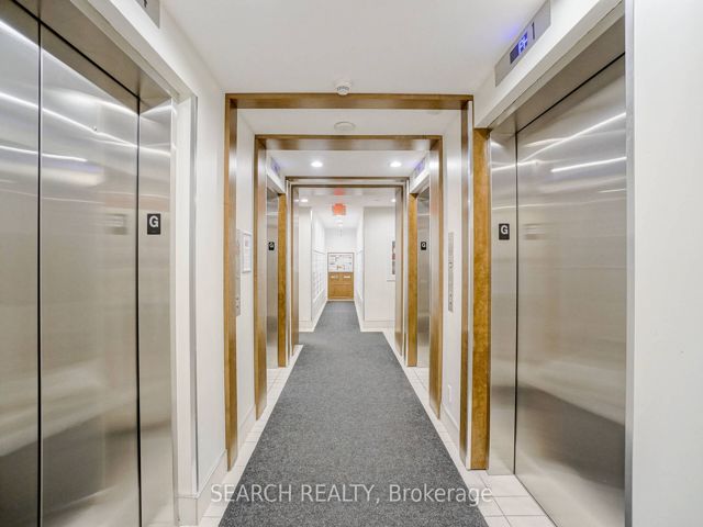 316 - 2212 Lakeshore Blvd W