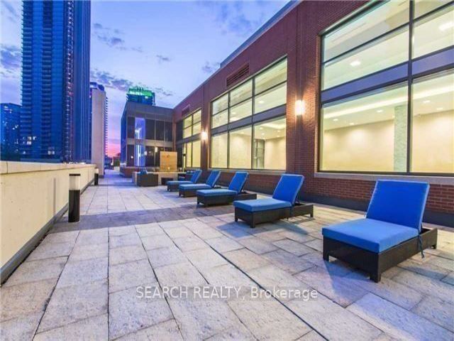 316 - 2212 Lakeshore Blvd W