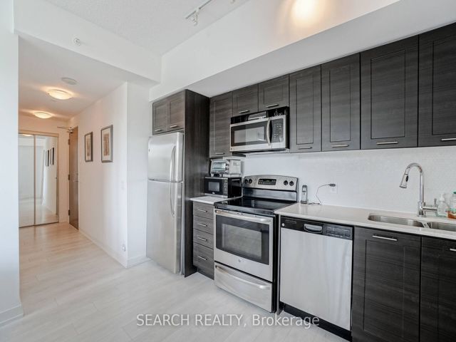 316 - 2212 Lakeshore Blvd W