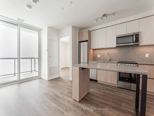 1112 - 3100 Keele St