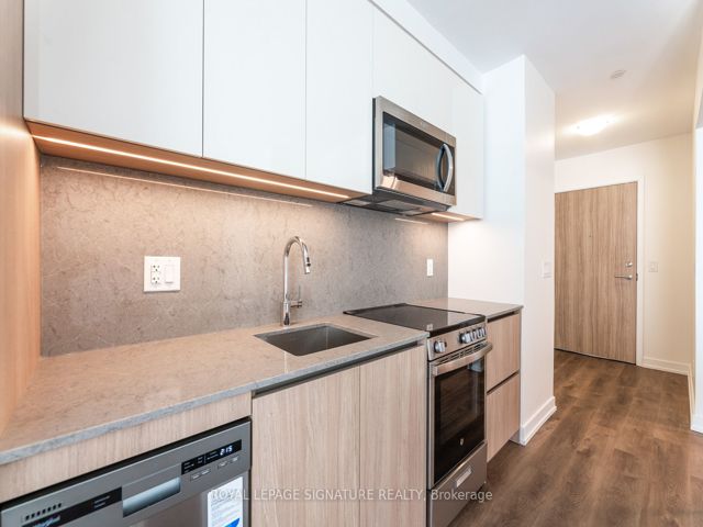 1112 - 3100 Keele St