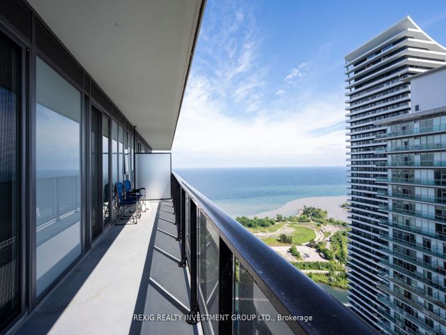 4007 - 70 Annie Craig Dr
