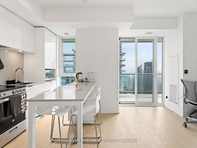 4007 - 70 Annie Craig Dr