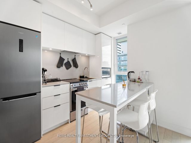 4007 - 70 Annie Craig Dr