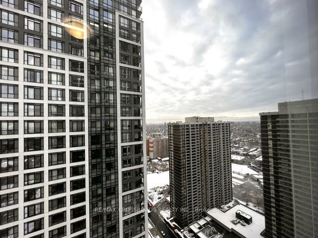 3330 - 5 Mabelle Ave