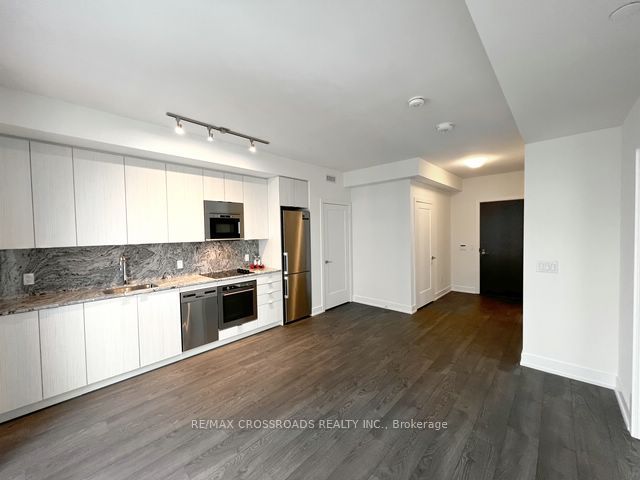 3330 - 5 Mabelle Ave