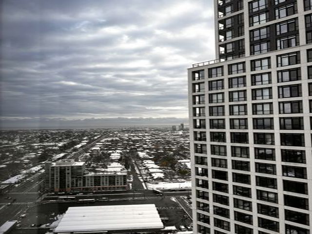 3330 - 5 Mabelle Ave