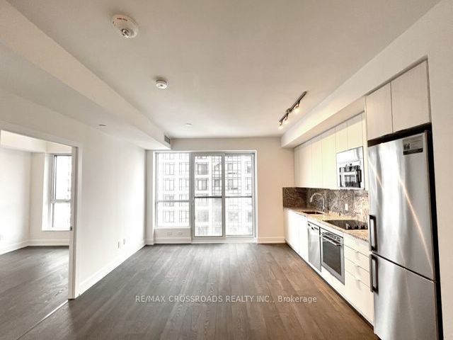 3330 - 5 Mabelle Ave
