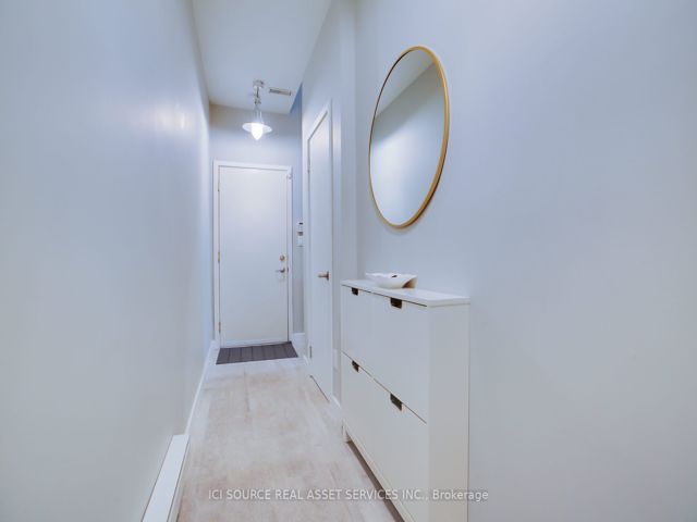 3 - 1392 Bloor St W