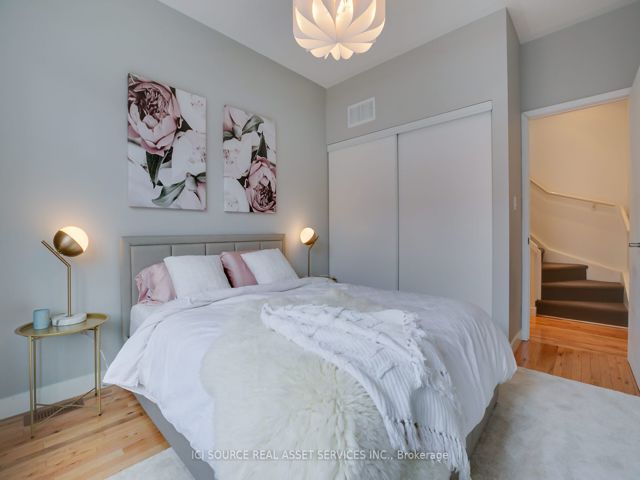 3 - 1392 Bloor St W