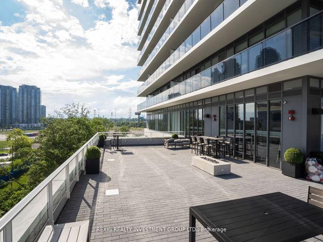 304 - 70 Annie Craig Dr