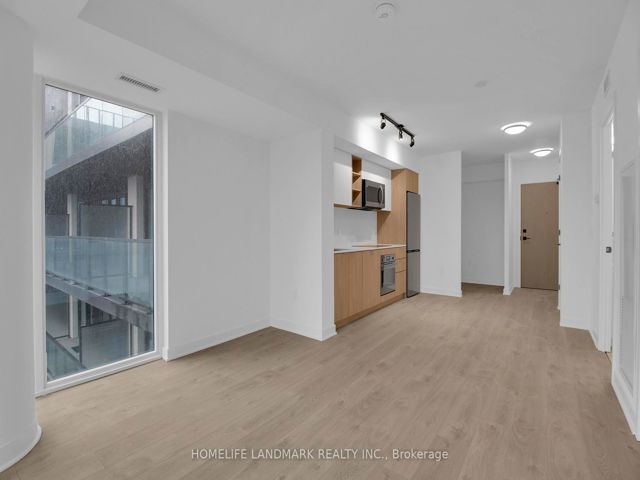 503 - 36 Zorra St