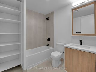 522 - 36 Zorra St