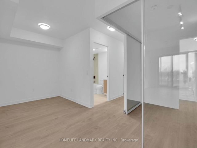 522 - 36 Zorra St