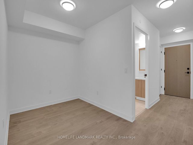 522 - 36 Zorra St