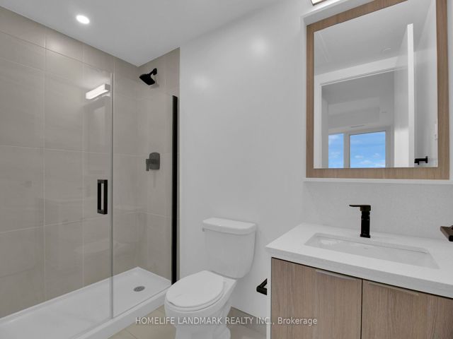 522 - 36 Zorra St