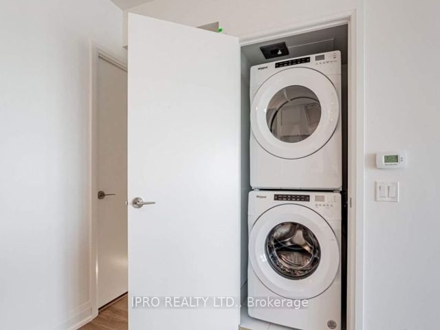 1502 - 1461 Lawrence Ave W