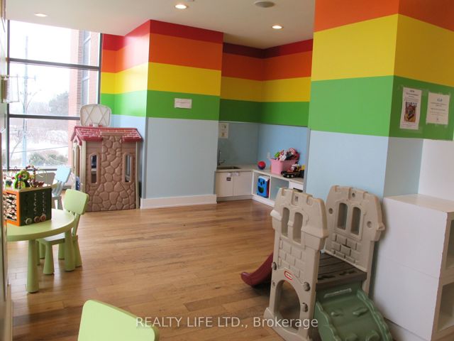 310 - 2220 Lake Shore Blvd W