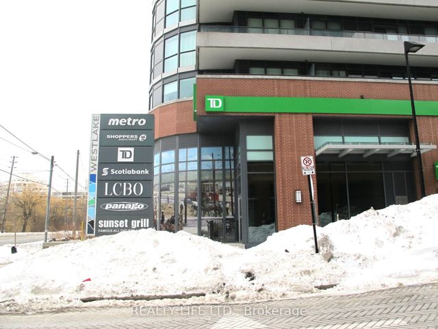 310 - 2220 Lake Shore Blvd W