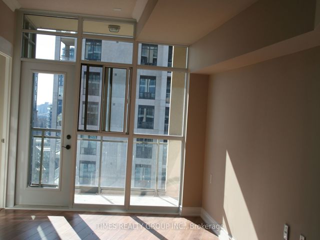1705 - 3 Marine Parade Dr