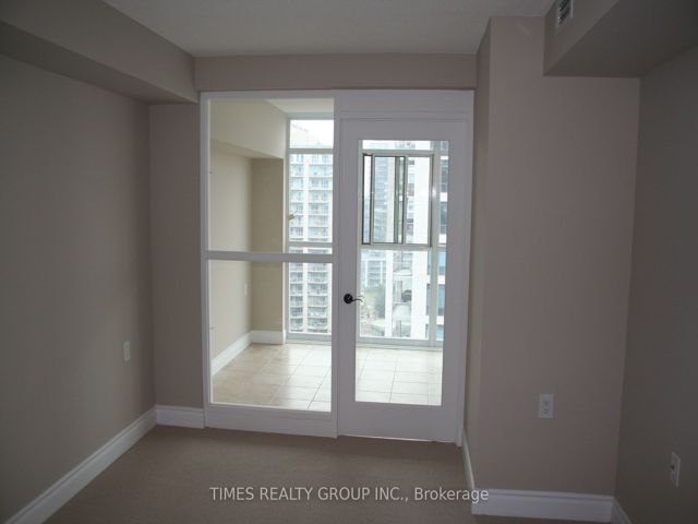 1705 - 3 Marine Parade Dr