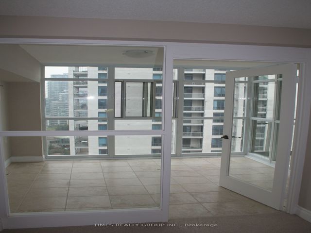 1705 - 3 Marine Parade Dr