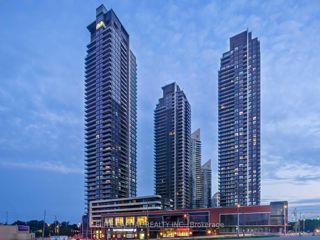 512 - 2212 Lake Shore Blvd W