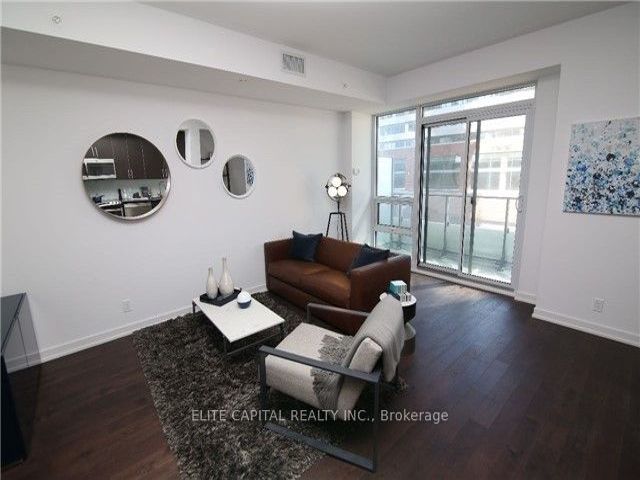 512 - 2212 Lake Shore Blvd W