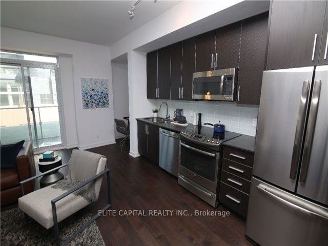 512 - 2212 Lake Shore Blvd W