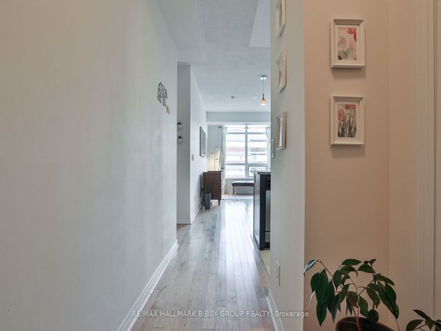 814 - 1135 Royal York Rd